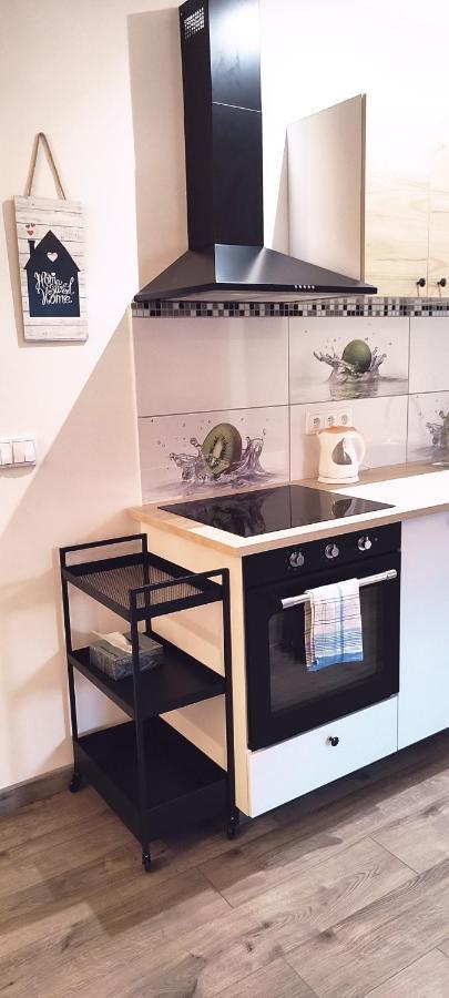 Apartman - Cafe Princ Pod Hradem Wifi, Klima Штернберк Екстер'єр фото