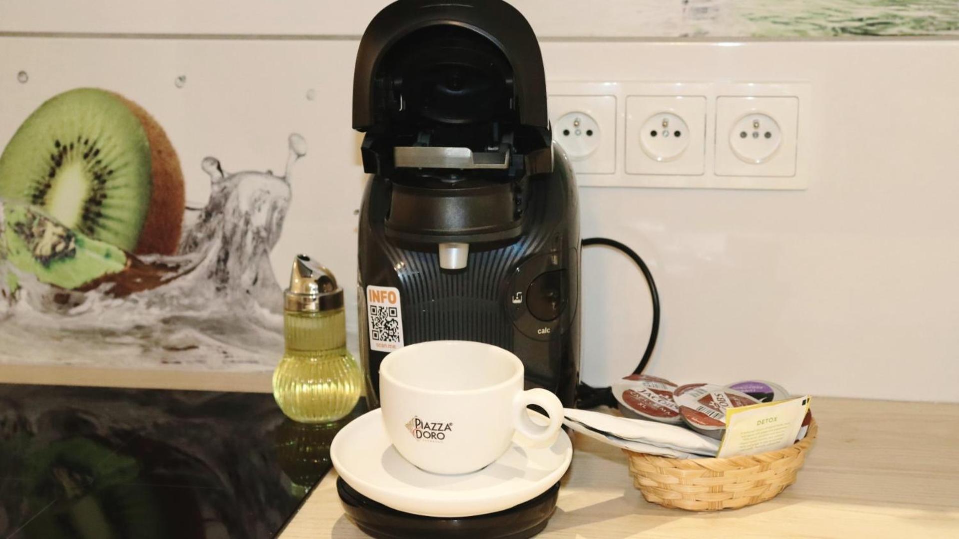 Apartman - Cafe Princ Pod Hradem Wifi, Klima Штернберк Екстер'єр фото